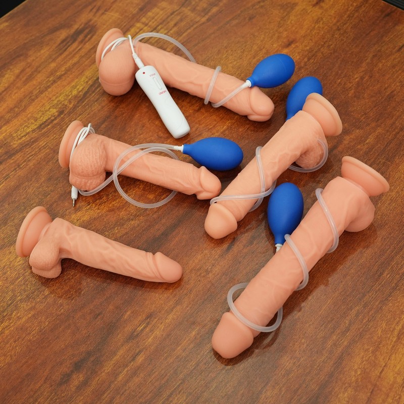 Squirting Dildo Vibrating Ejaculating Dong Plug Spray Water Suction Cup Sex Toys