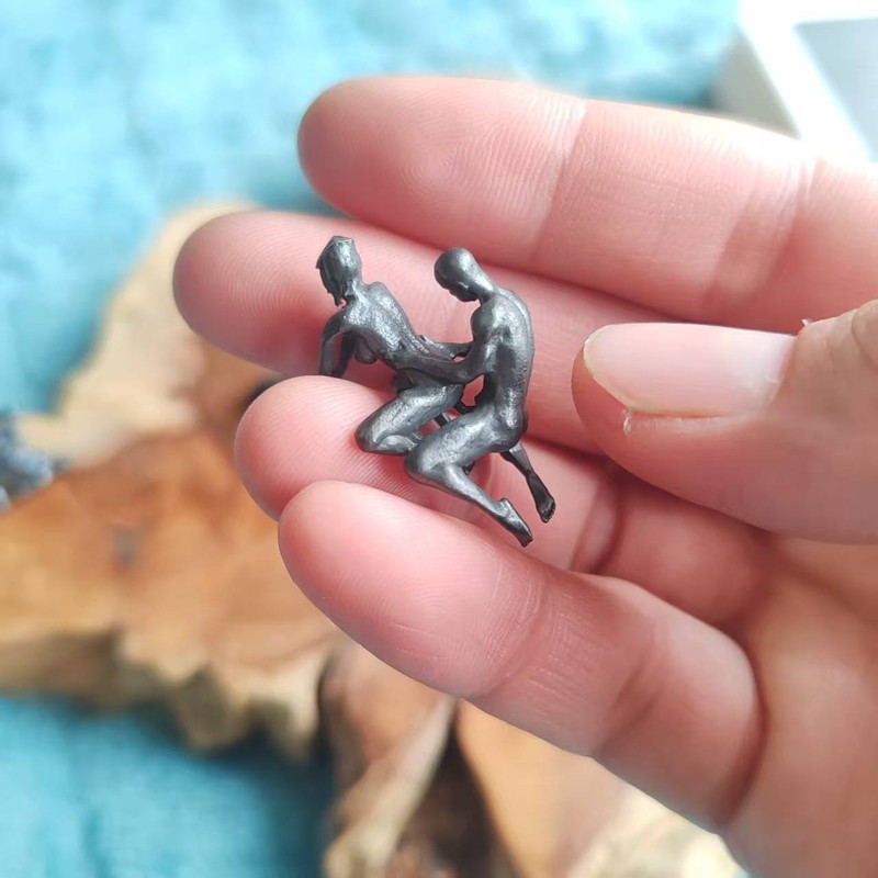 30mm Black Brass Kneeling Men Woman Sexy Penis Body Model Mini Statue Pendant