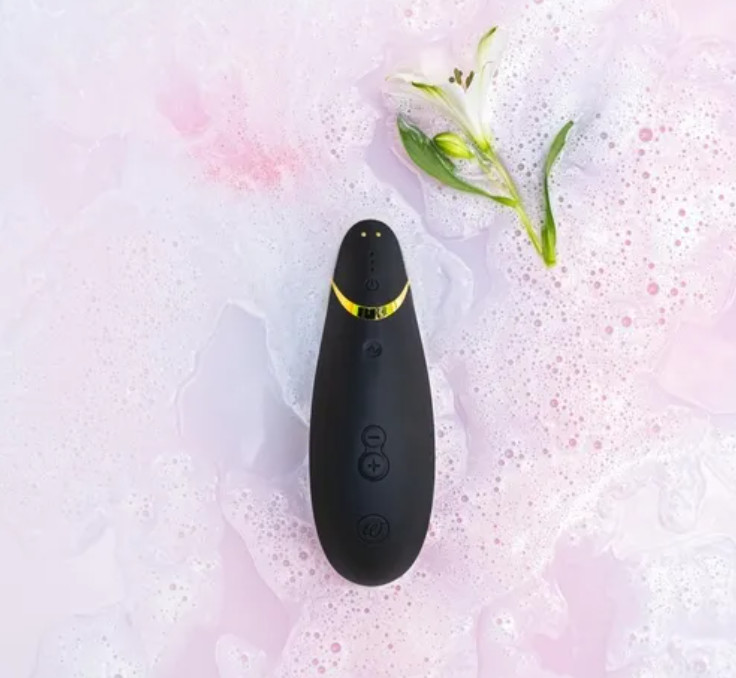 Womanizer Premium 2 Clitoral Stimulator gallery