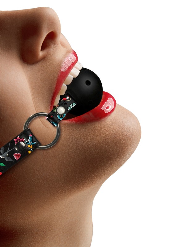 Ouch Old School Tattoo Breathable Ball Gag BONDAGE SEX TOY Gag Muzzle gallery