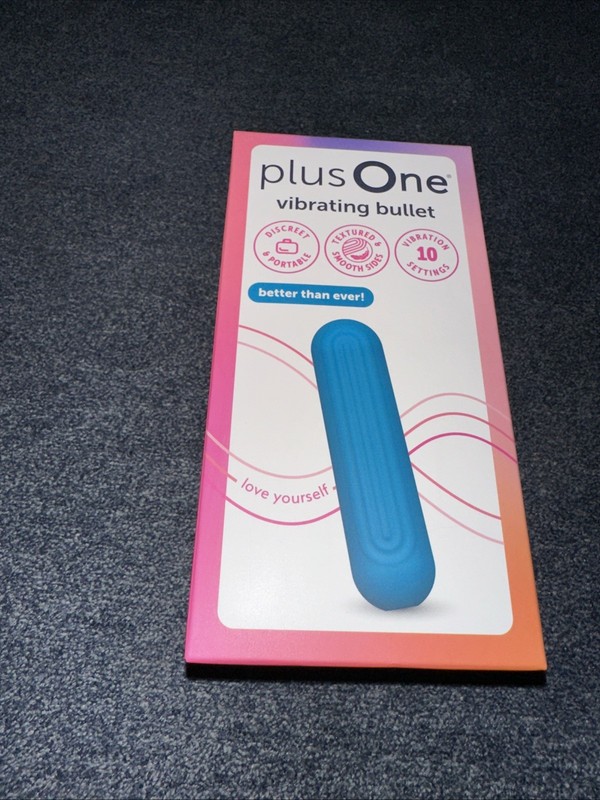 plusOne Bullet Vibrator for Women, Mini Vibrator Made of Body-Safe Silicone Teal