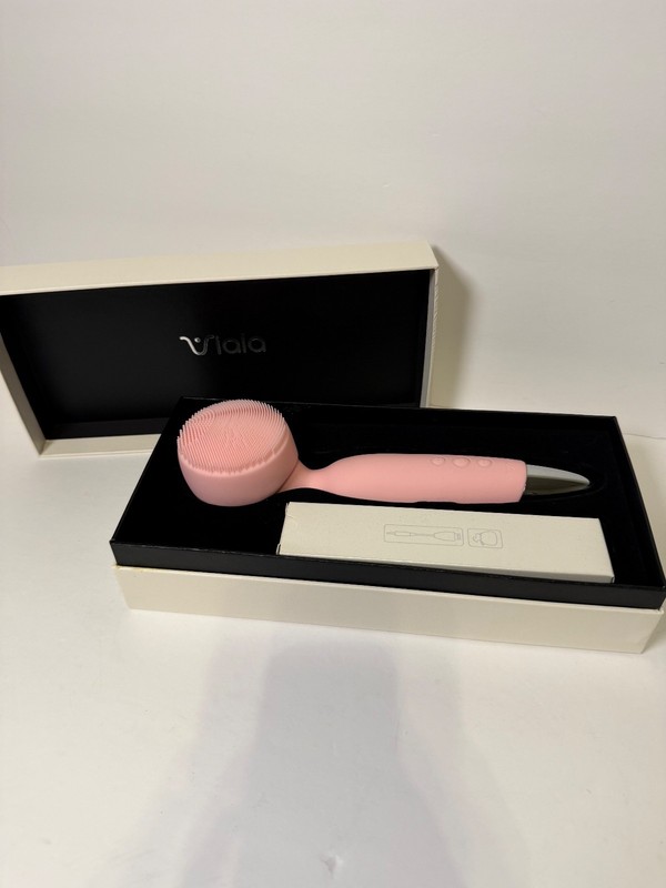 Viala Spa sonic skin care cleanser and massager. Free gift with every purchase
