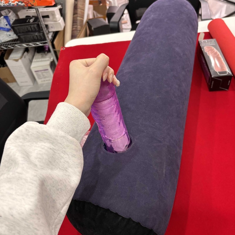 Inflatable Sex Pillow Riding Cylinder Cushion for Dildo Couples Pillow Love Aid gallery