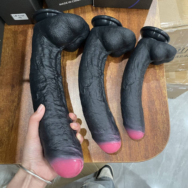 3 Sizes Silicone Realistic Black Dildo Vagina Anal Massager Women Men Sex Toys gallery