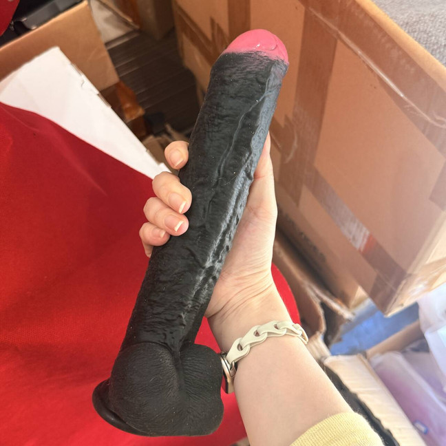 Black Realistic Dildo Penis Liquid Silicone Strong Suction Cup Sex Toy for Adult