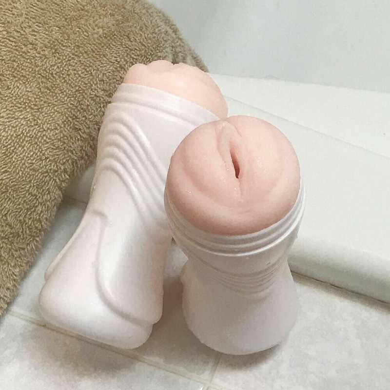 1PC Random Male Masturbator Pocket-Pussy Cup Sex Toy For-Men+60ml Lubricant Gift gallery