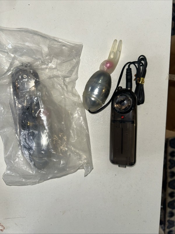 Vibrating Egg With Fingers,2 Pack ,new Old Stock