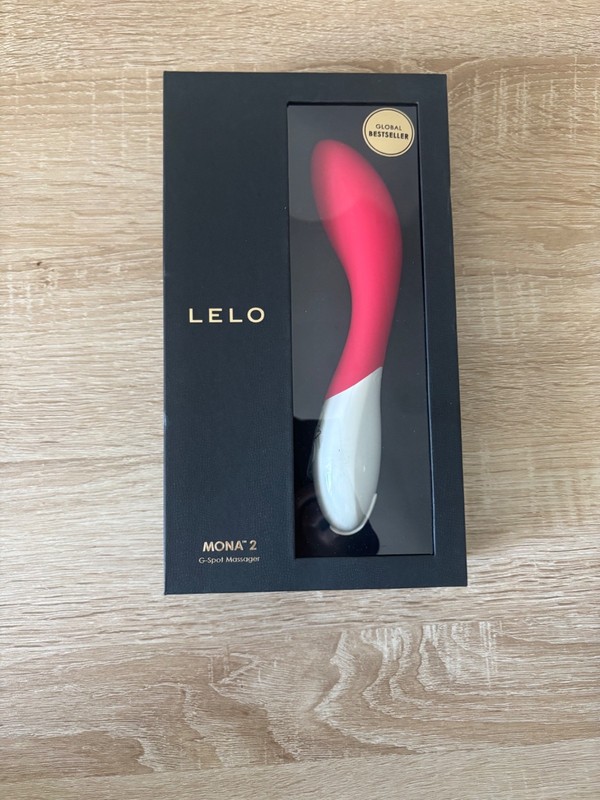 LELO Mona 2 g spot massager usb rechargeable