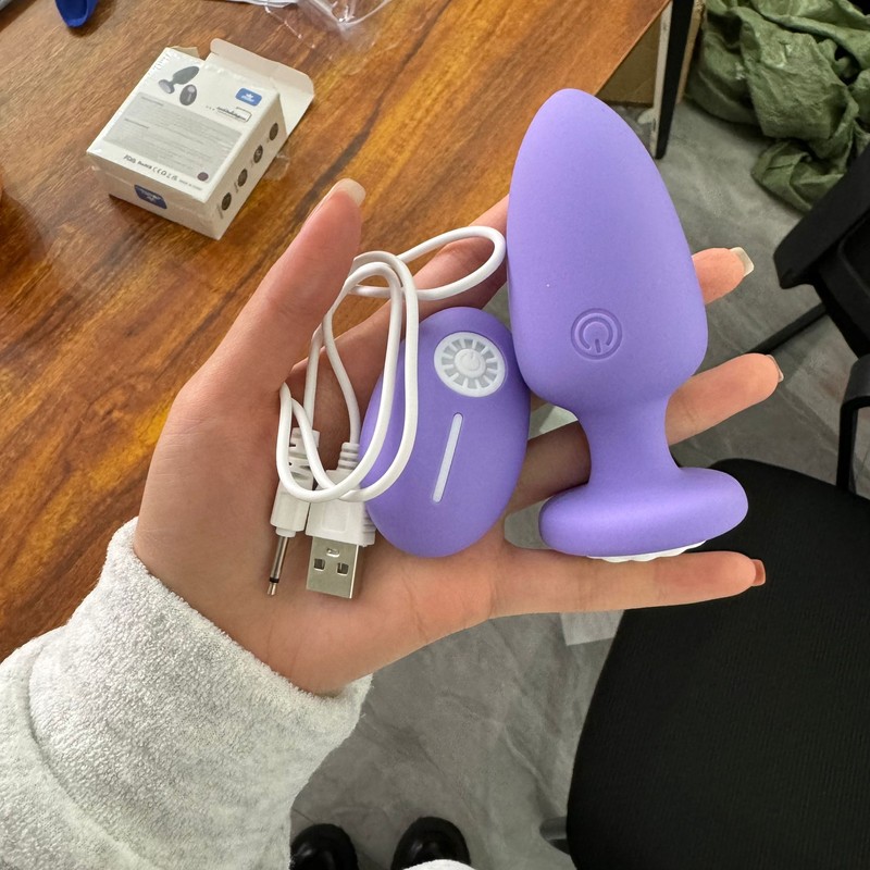 Vibrating Anal Butt Plug Vibrator LED Light Male Prostate Massager Masturbator