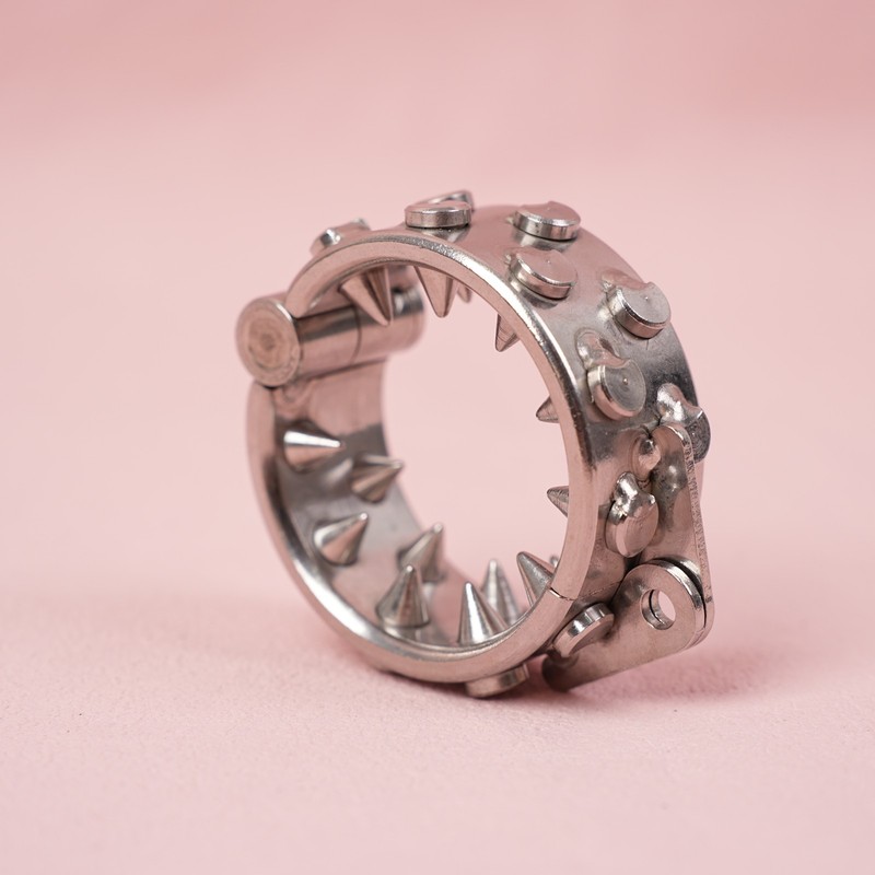 Stainless Steel Spike Penis Rings Scrotum Squeeze Metal Cock Ring BDSM Bondage