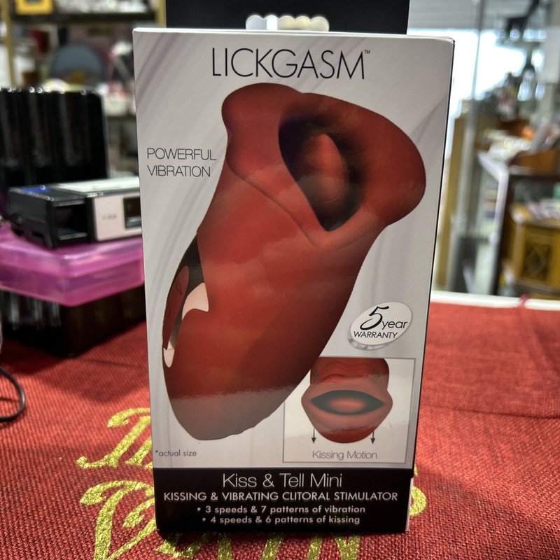 Lickgasm Toys Kiss &Tell Mini Kissing Vibrating Massager Clitoral Stimulator Red