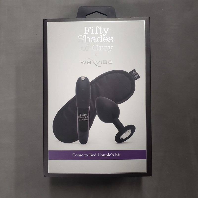 Fifty Shades of Grey We Vibe Come to Bed Couple&rsquo;s Kit 3 Piece Kit Vibe Plug Mask