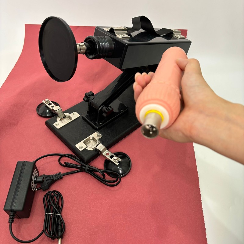 Sex Machine Love Machine Suction Cup Adapter Automatic Women and Men Black BDSM