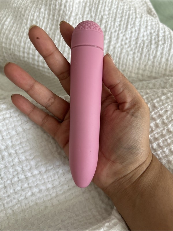 10 Speed Women Vibrating Mini Wand Vibrator Sex Toy Bullet Full Body Massager