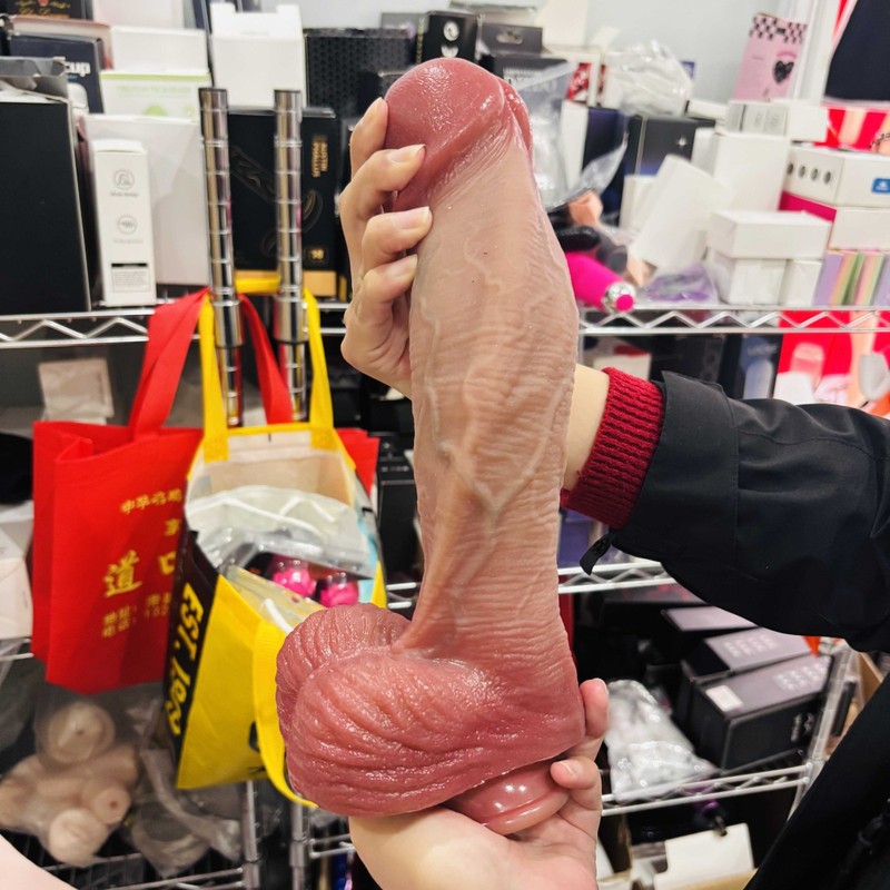 S/M/L Realistic Dildo Penis Liquid Silicone Strong Suction Cup Sex Toy for Adult gallery