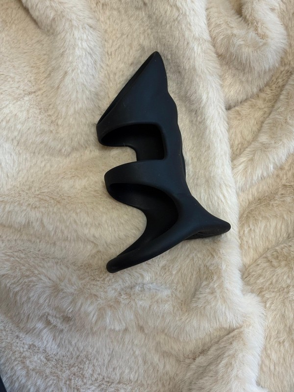 Black Ergonomic Rubber Grip Replacement Part for Handgun Pistol Accessory
