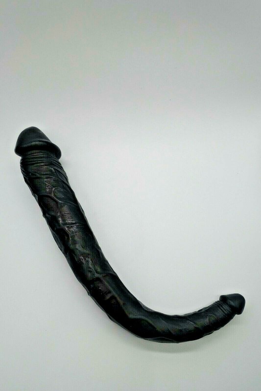 Double head silicon dildo Double penetration 12&Prime; Realistic style Black 12B