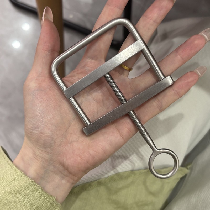 CBT Testicle Crusher Chastity Ball Stretcher for Men Scrotum Clamp Torture BDSM