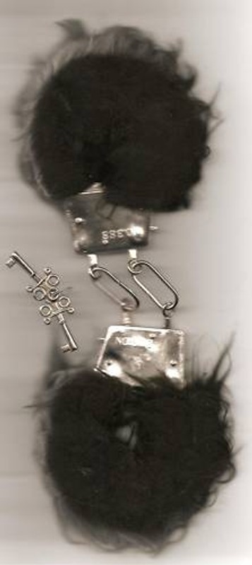 FURRY BLACK FUR HANDCUFFS EXOTIC.new CUFFS NIB SEXy