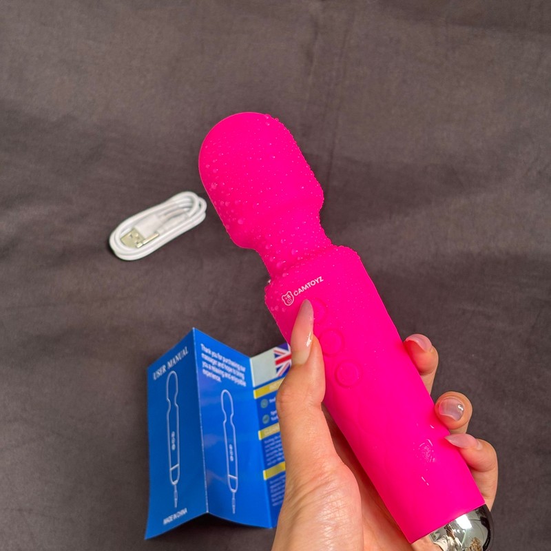 Powerful Silicone Wand Vibrator Sex Toy for Women Rechargeable Quiet Masturbator gallery