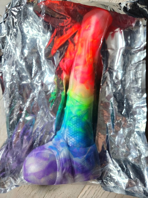 NEW Bad Dragon VECTOR Fantasy SMALL UV GLOW Silicone Dildo GOLD AURORA Rare gallery