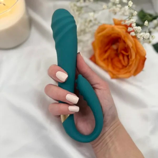 Luxury Curved Vibrator with Grip Handle – Dual Stimulation Design