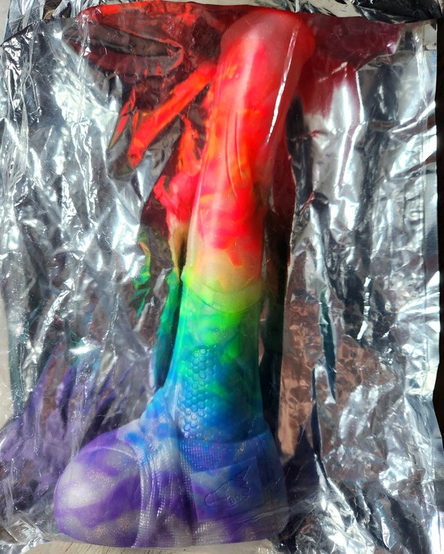 NEW Bad Dragon VECTOR Fantasy SMALL UV GLOW Silicone Dildo GOLD AURORA Rare gallery