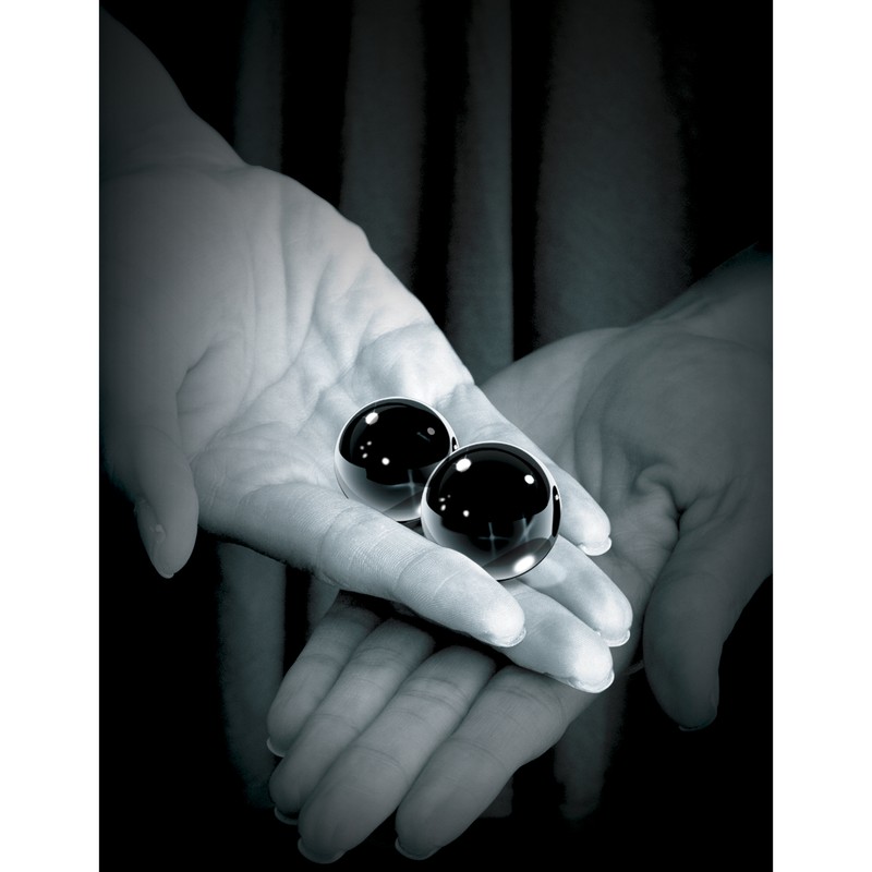 Pipe Dreams Fetish Fantasy Series Limited Edition Medium Black Glass Ben-Wa gallery