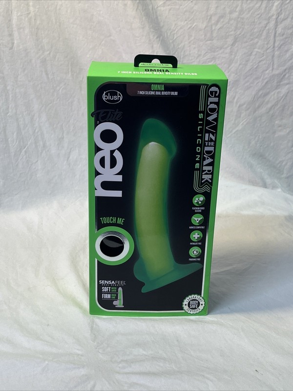 Blush Neo Elite-7 » Glowing Dual Density Dildo-Harness Compatible-For All Sexes
