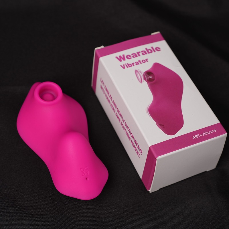 Wearable G-Spot Clit Sucking Tapping Vibrator Dildo Clitoris Massager Sex Toys
