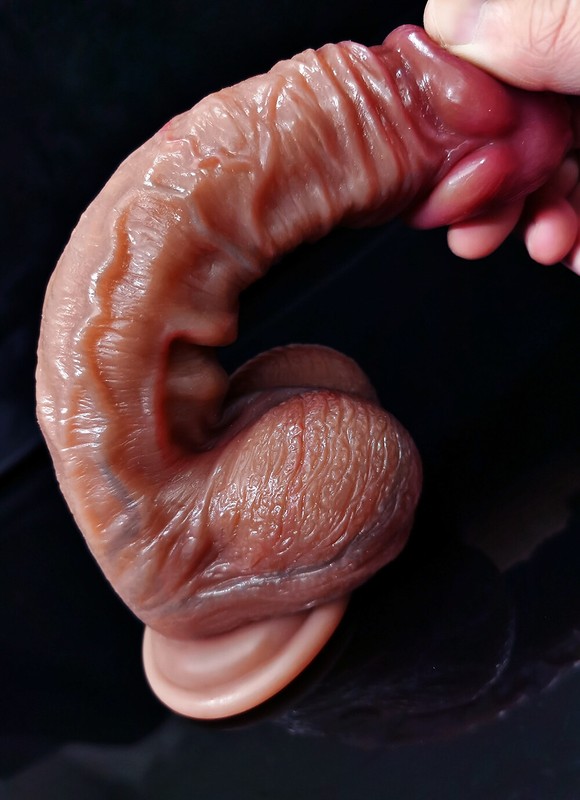 Huge Sliding Foreskin Dong Silicone Realistic Big Dildo Cock Suction Cup Sex-Toy gallery