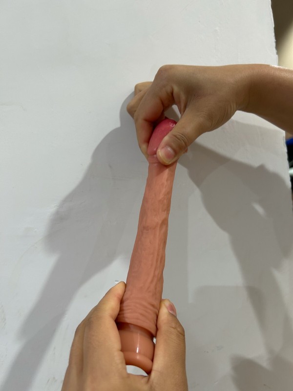 Realistic Dildo Suction Cup Penis Dong Waterproof Cock Veined Sex Toys for Women gallery