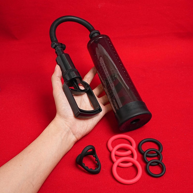 Vacuum Penis Pump Extender for Men Growth Enhancer +7pc Cock Rings Set Sex Toys