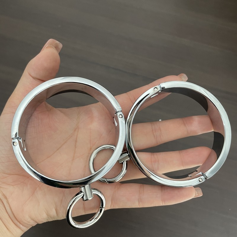 Metal Shackles Ankle Cuffs Restraint Handcuffs Neck collar Bondage Set Sex Toys